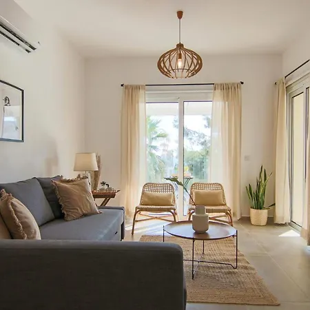 Phaedrus Living Seaview Luxury Flat Limnaria 153 Pafos